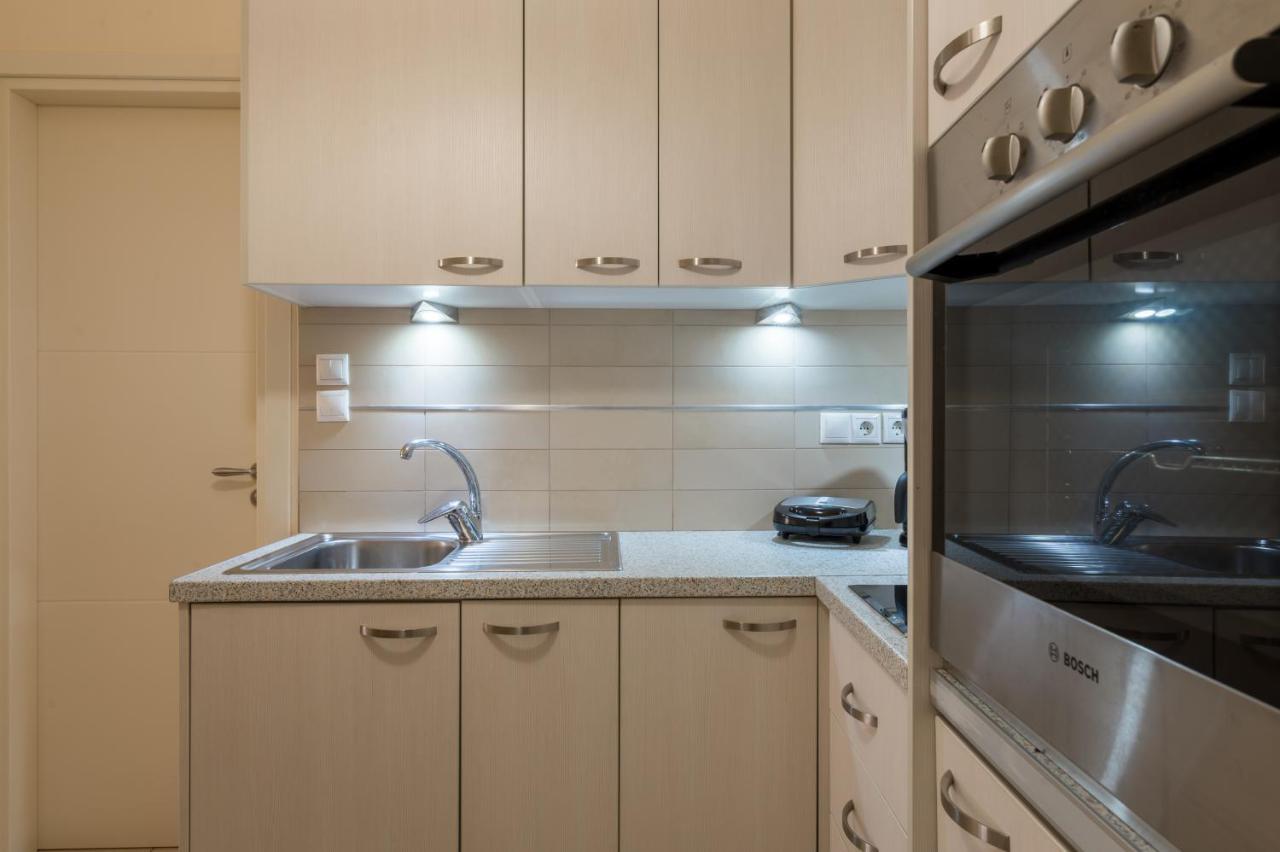 Rouchotas Apartments อาร์กอสโตลี ภายนอก รูปภาพ