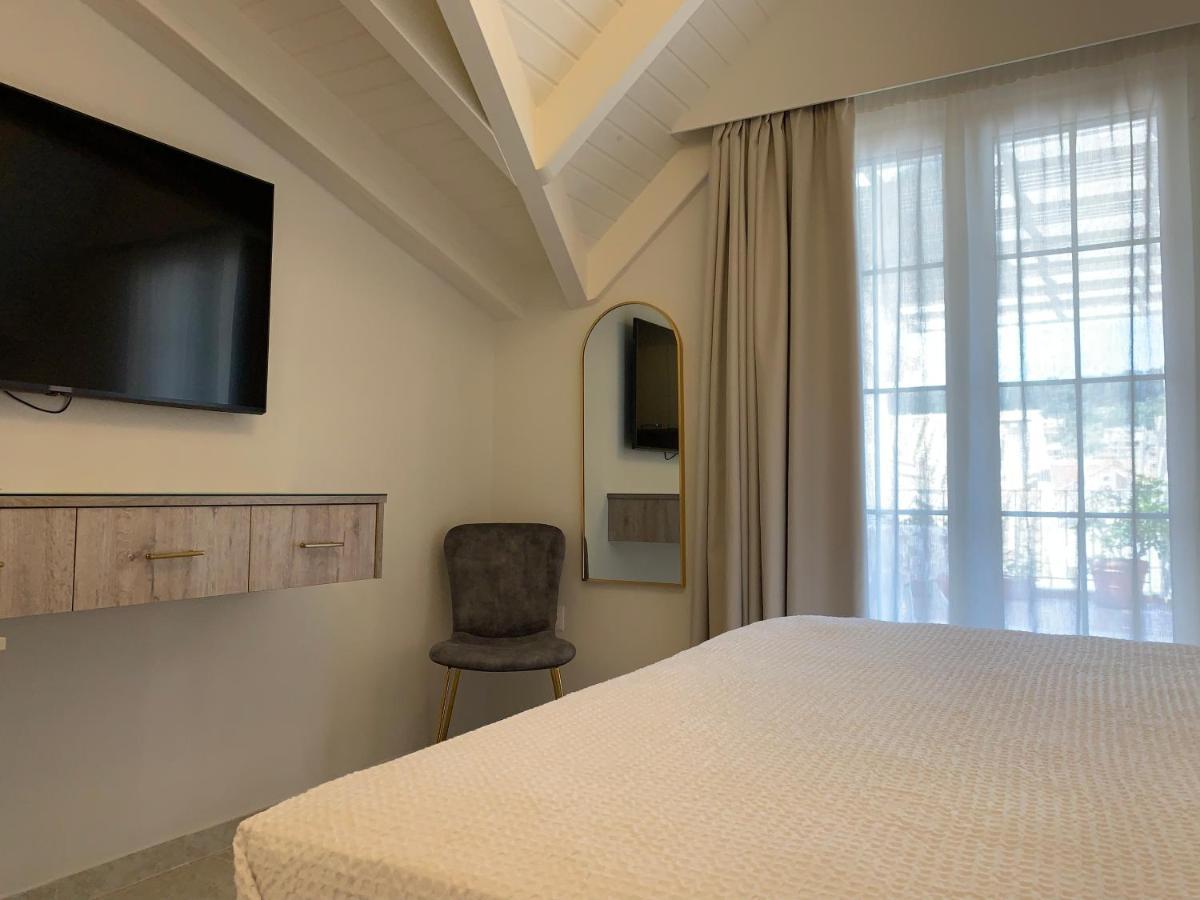 Rouchotas Apartments อาร์กอสโตลี ภายนอก รูปภาพ